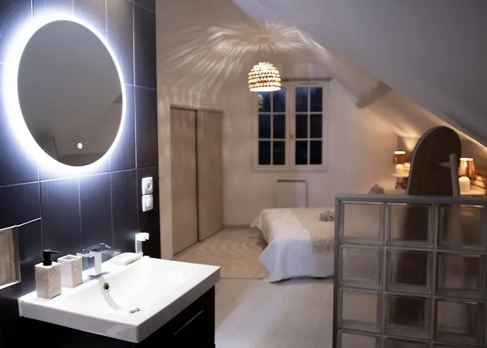 Holiday home Muraille Du Chateau Avec Jacuzzi Nemours