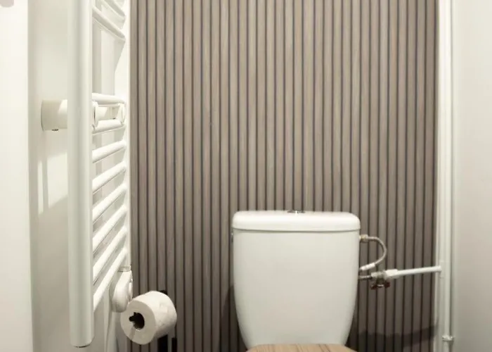 度假居 Muraille Du Chateau Avec Jacuzzi *